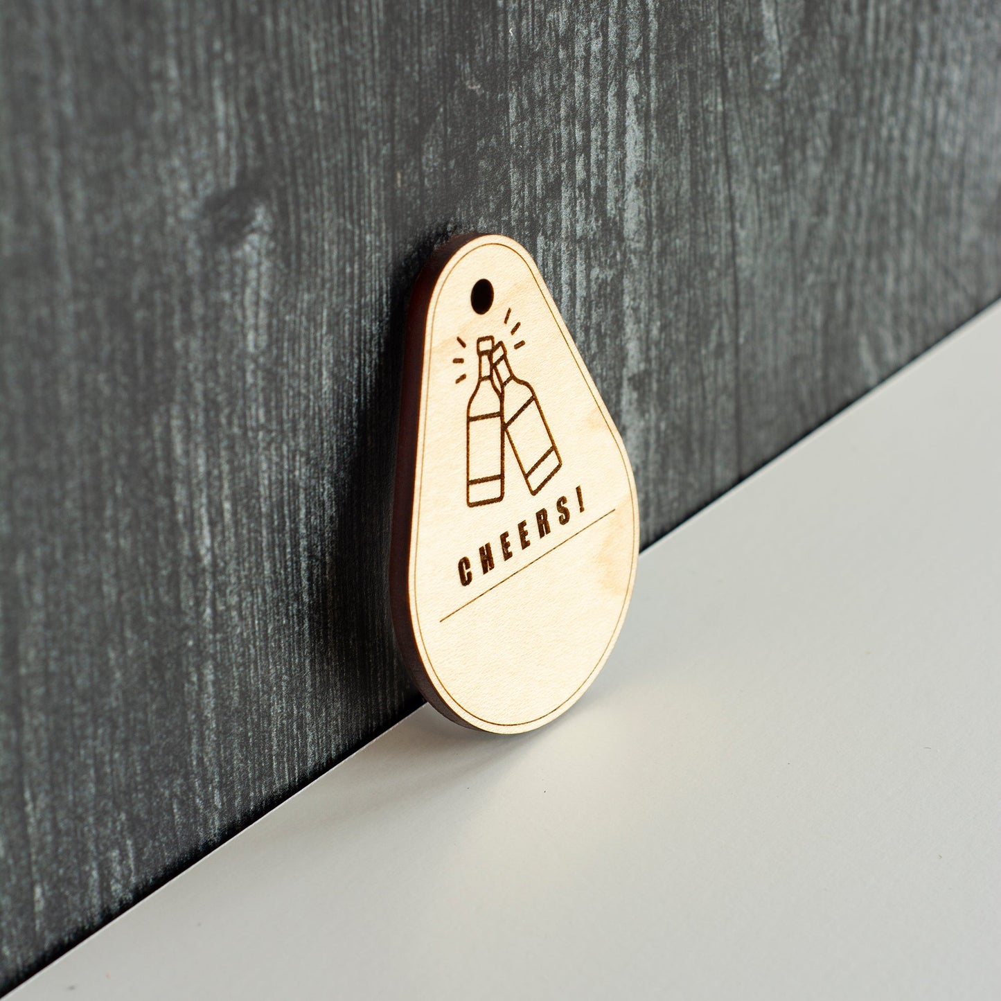 Clinking Bottles "Cheers" Gift Tag